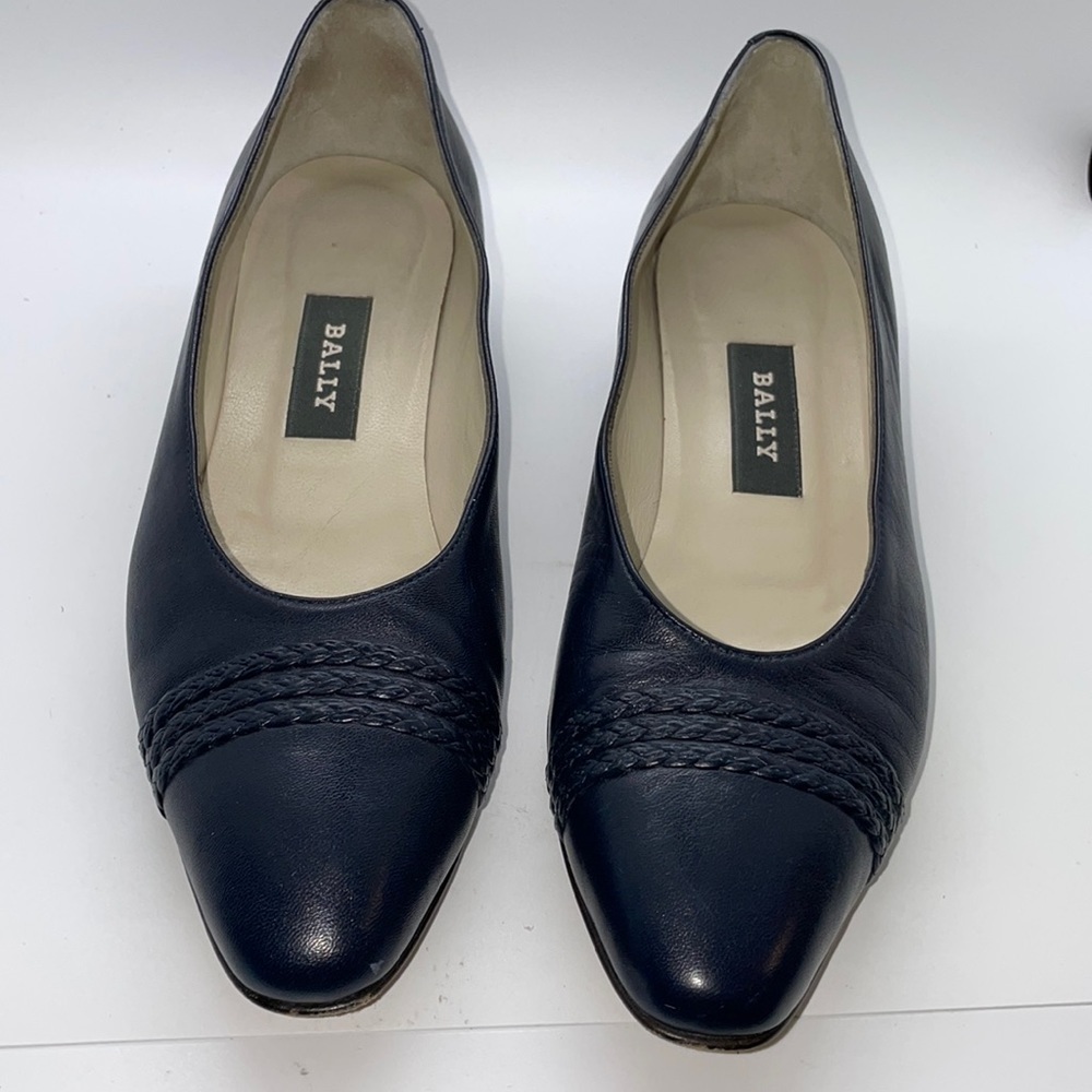 Bally Lucille classic leather pumps SIZE - 7C